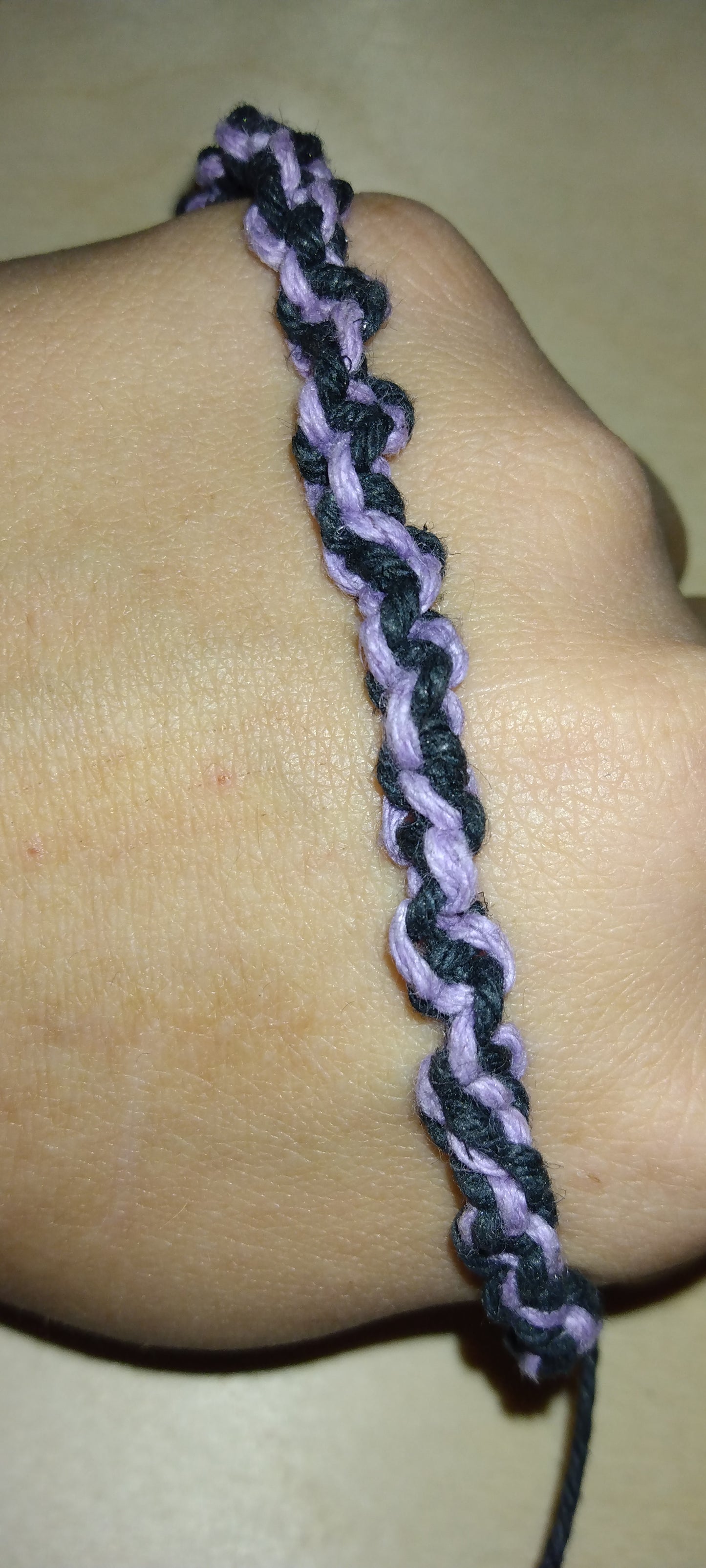 Simple knotted spiral bracelet